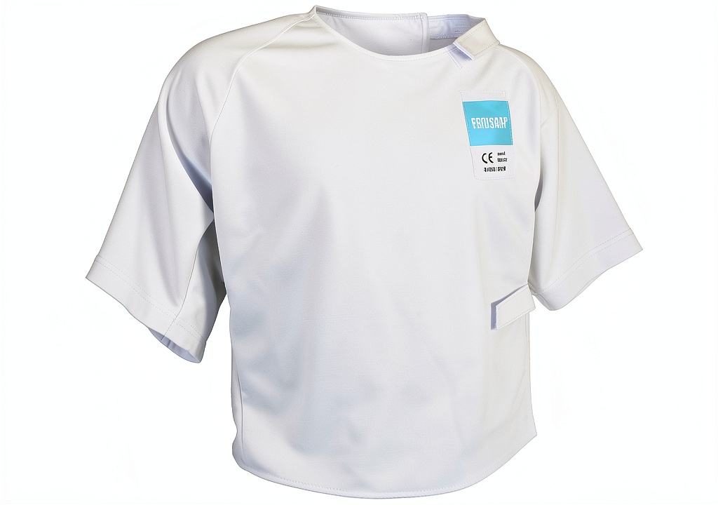 FEFOSAEP women's fencing vest front view